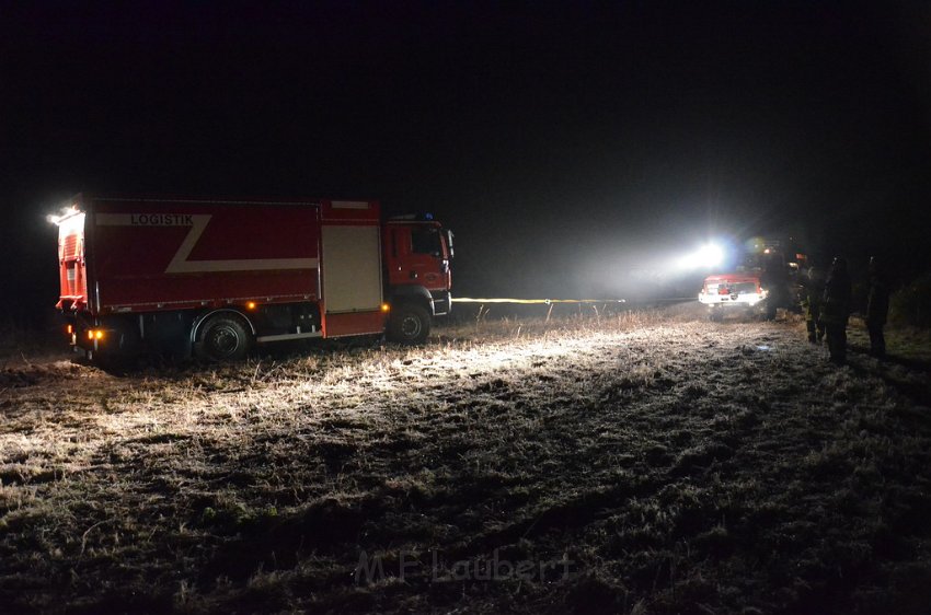 Einsatz BF Koeln Kfz geborgen Porz Josef Lindner Weg P49.JPG